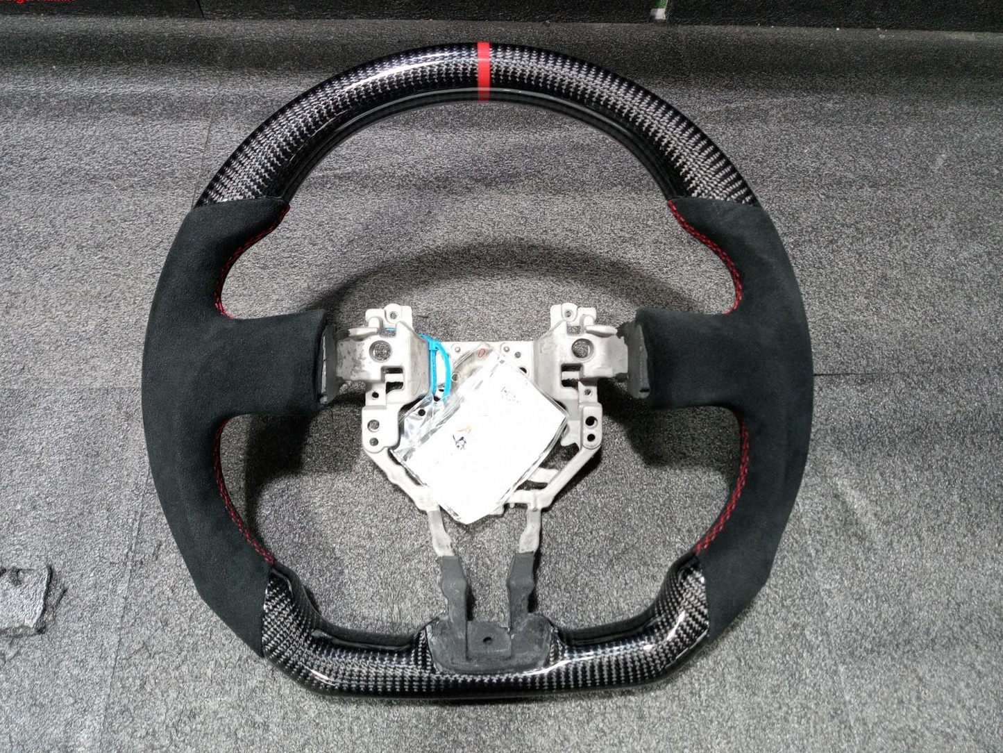 GreenFuchs | Volante in carbonio/Alcantara | GT86 e BRZ I